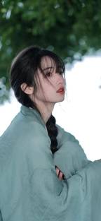 号舱房的女人